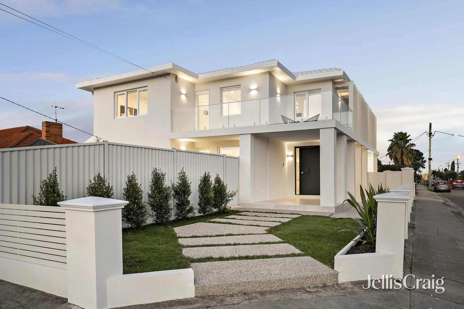 2 Parkview Street, Airport West VIC 3042