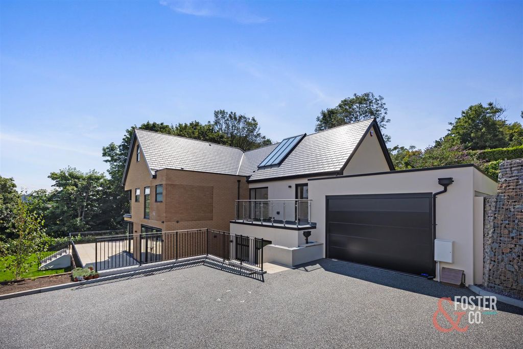 Additional image 32 of 5 bed detached house for saleWithdean Road, Brighton BN1