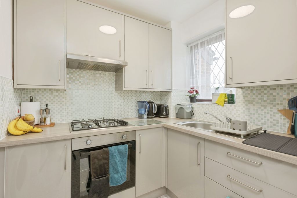 Additional image 13 of 1 bed terraced house for saleSandpiper Way, Orpington BR5