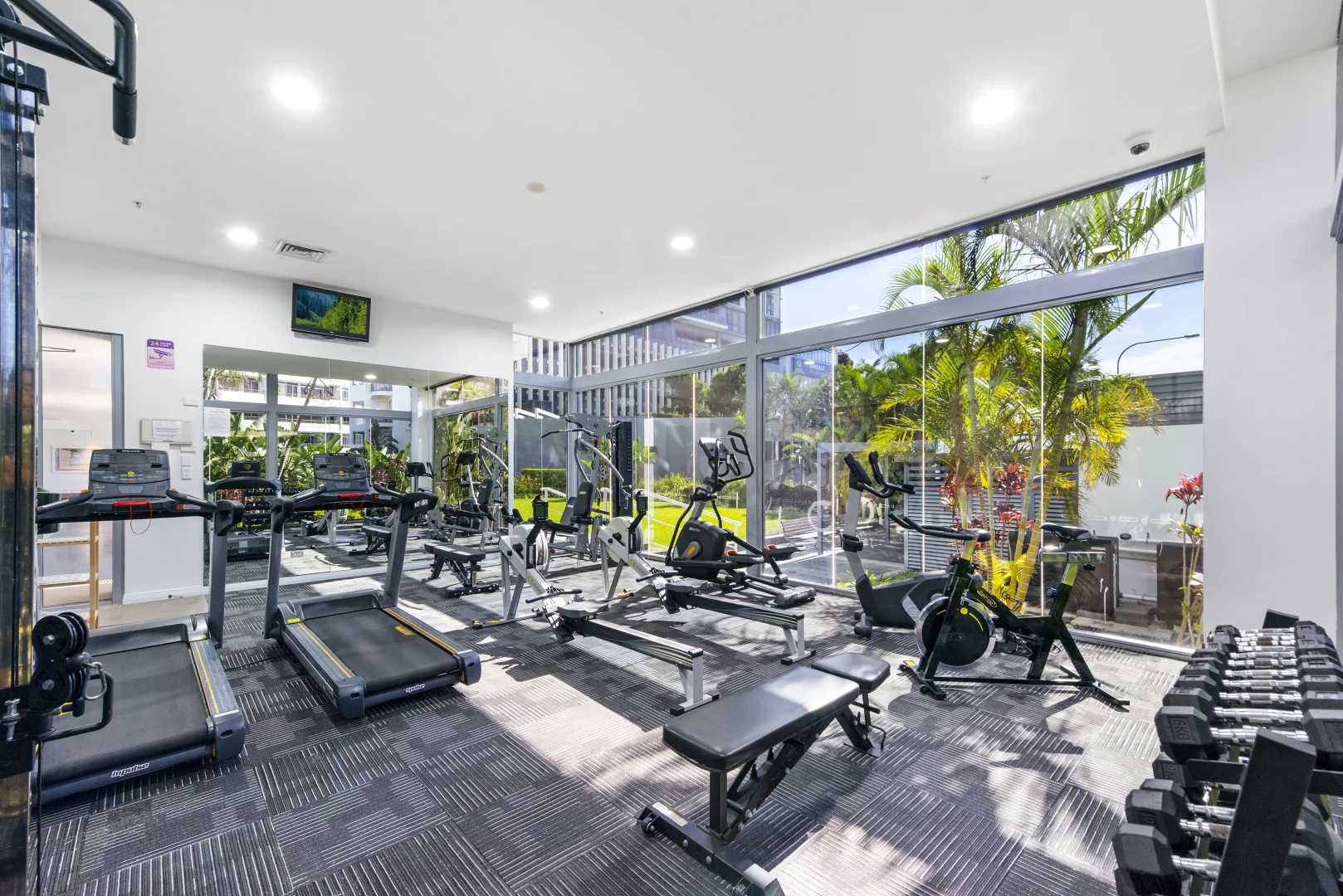 Additional image 16 of 406/4 Como Crescent, Southport QLD 4215