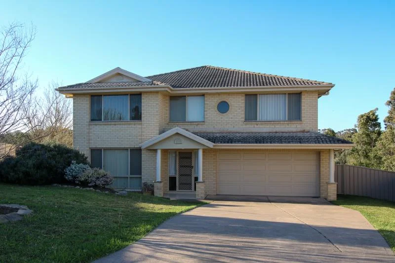 8 James House Close, Singleton Heights NSW 2330