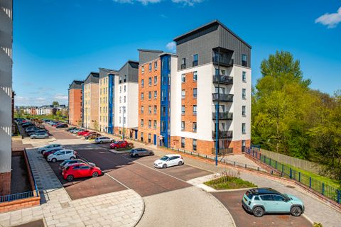 Richmond Park Terrace, Oatlands, Glasgow G5