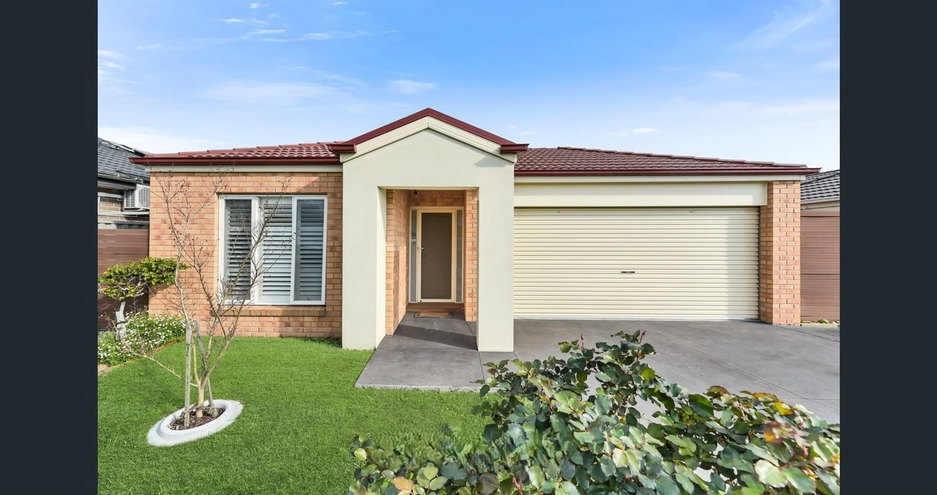 14 CHALLENGER CIRCUIT, Cranbourne East VIC 3977