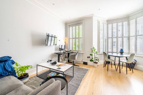 Radipole Road, Parsons Green, London SW6