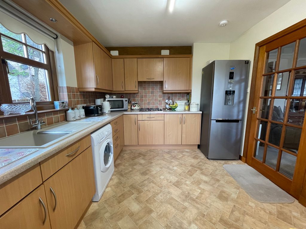 Additional image 5 of 2 bed flat for sale9 Mosset Grove, Forres, Moray IV36