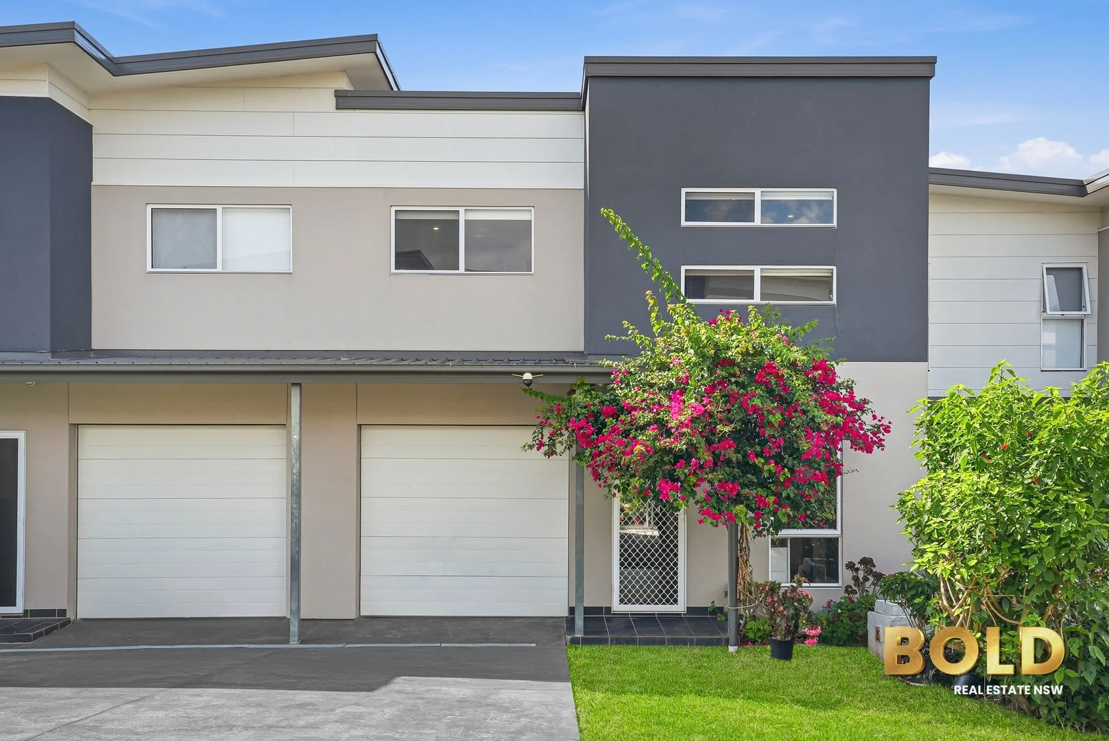 5/52A Atlantic Boulevard, Glenfield NSW 2167