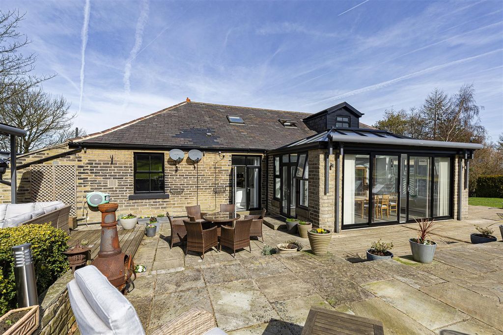 Additional image 50 of 4 bed detached house for saleBeaconsfield Road, Clayton, Bradford BD14