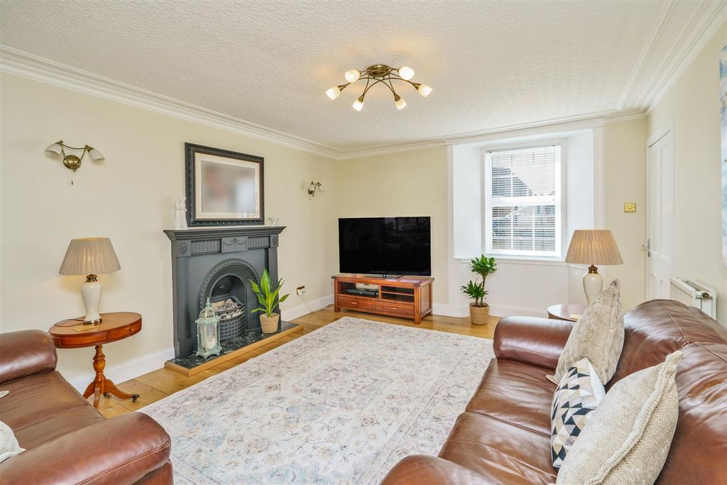 Additional image 3 of 5 bed end terrace house for saleKilbagie Street, Kincardine FK10