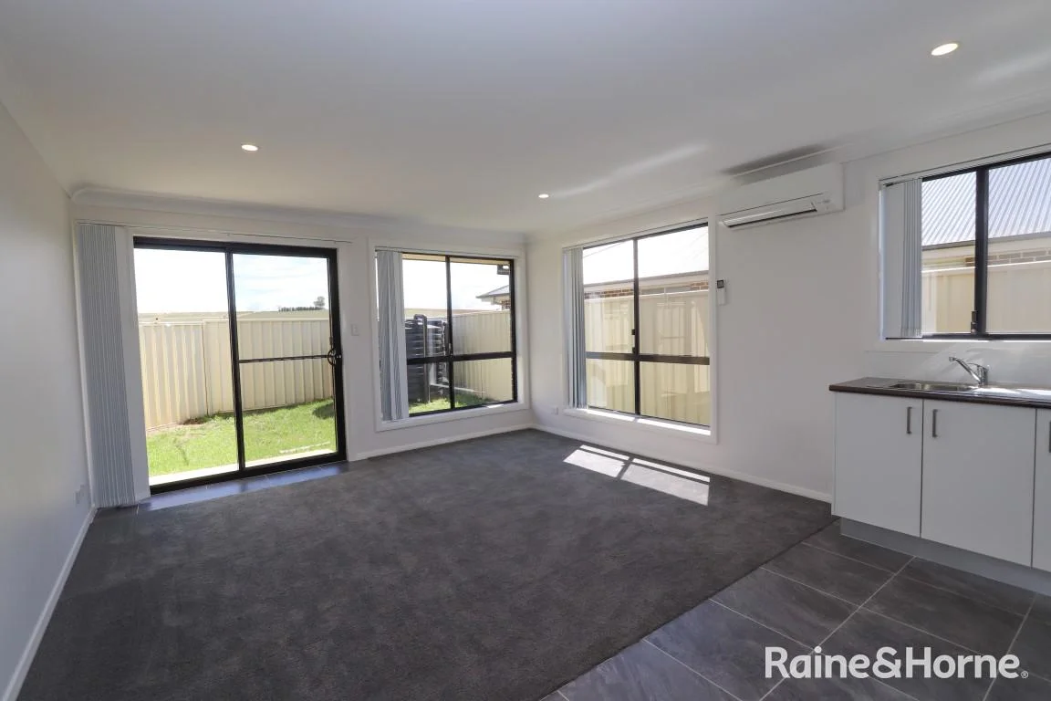 Additional image 4 of 80a Emerald Drive, Kelso NSW 2795