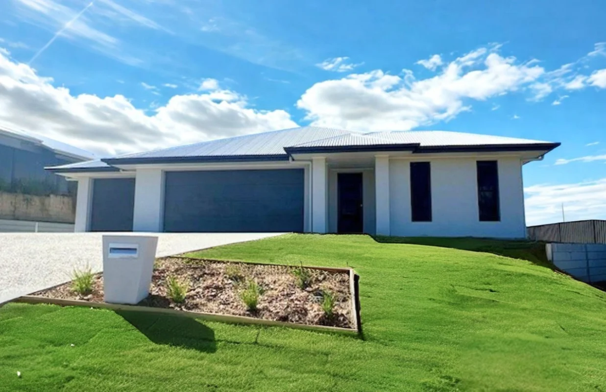 37B Excalibur Crescent, Southside QLD 4570
