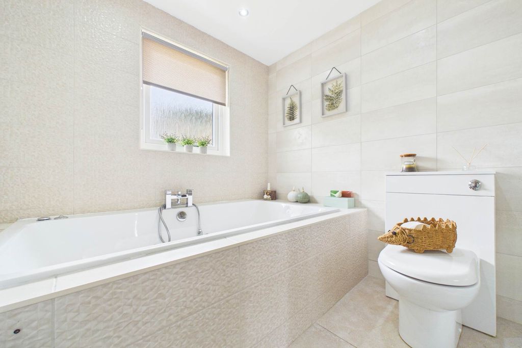 Additional image 20 of 4 bed detached bungalow for saleMorris Crescent, Motherwell ML1
