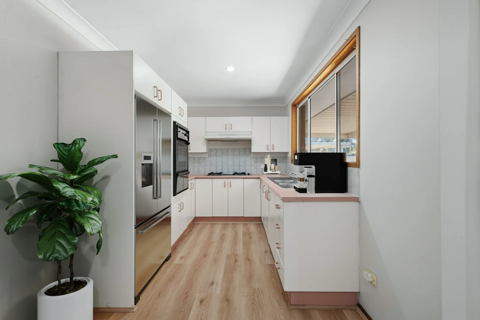 Additional image 4 of 59 Chasselas Avenue, Eschol Park NSW 2558
