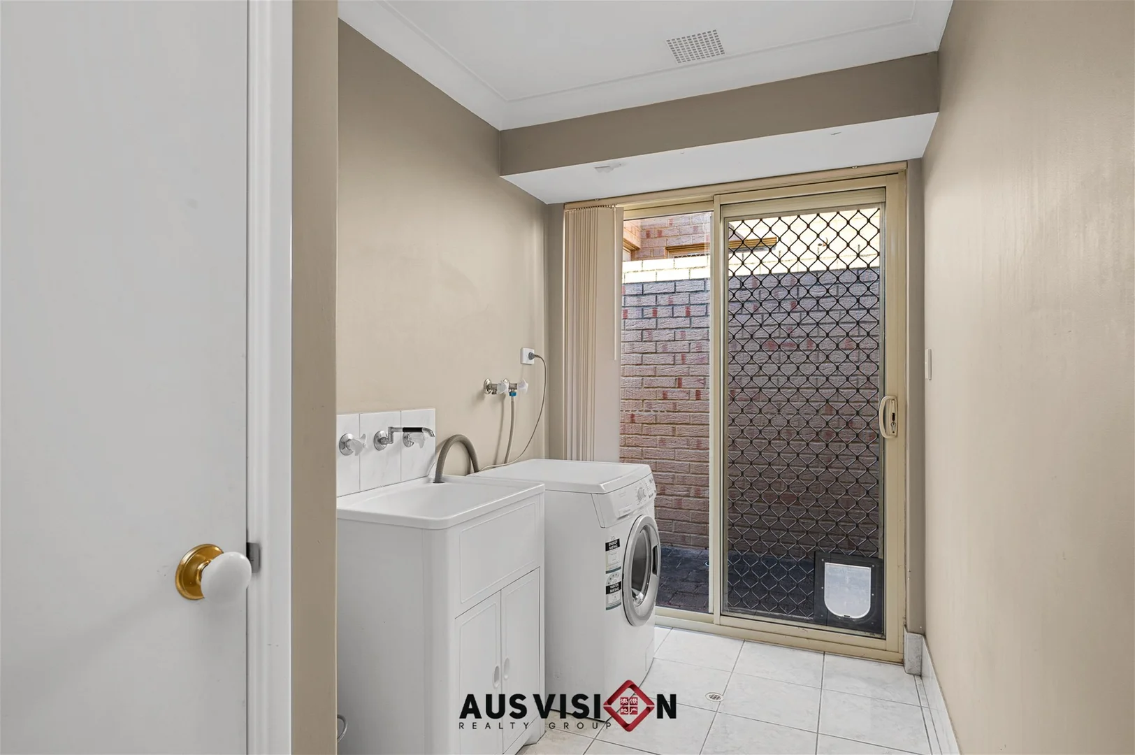 Additional image 23 of 1/18 Hogarth St, Cannington WA 6107