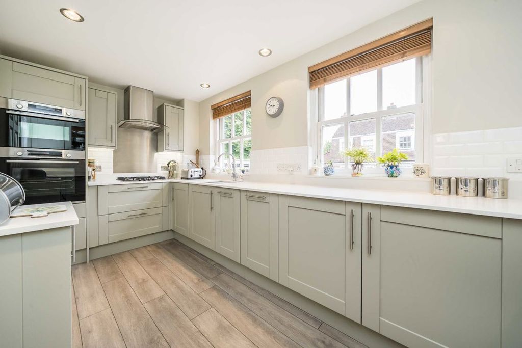 Additional image 3 of 3 bed end terrace house for saleThe Butts, Brentford TW8
