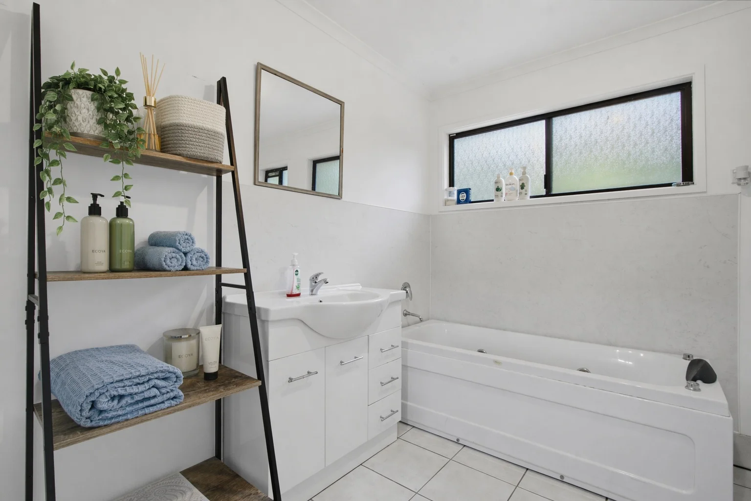 Additional image 14 of 43 Tebb Terrace, Jeeralang Junction VIC 3840