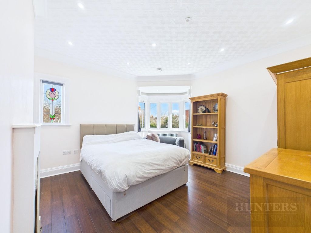 Additional image 16 of 4 bed detached house for saleCardigan Road, Bridlington YO15
