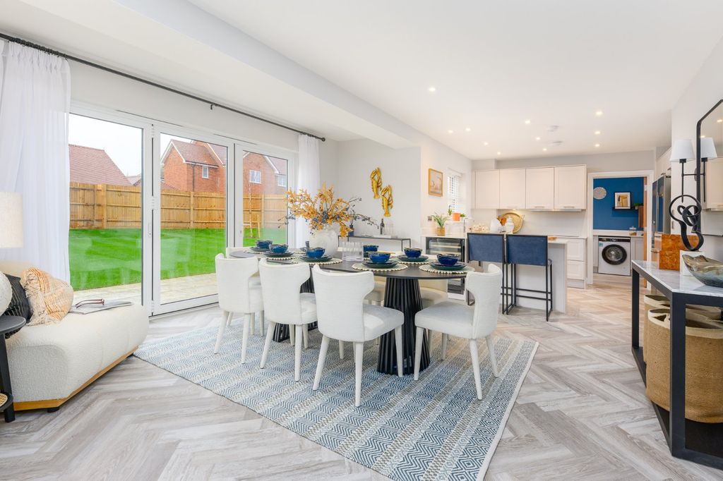 6 bed detached house for saleKingsgate Place, Reading Street, Broadstairs, Kent CT10