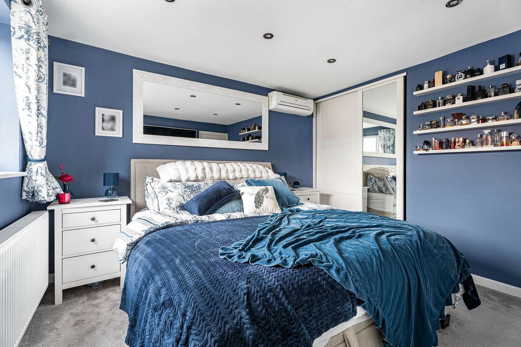 Additional image 8 of 5 bed detached house for saleHolly Close, Brackley NN13