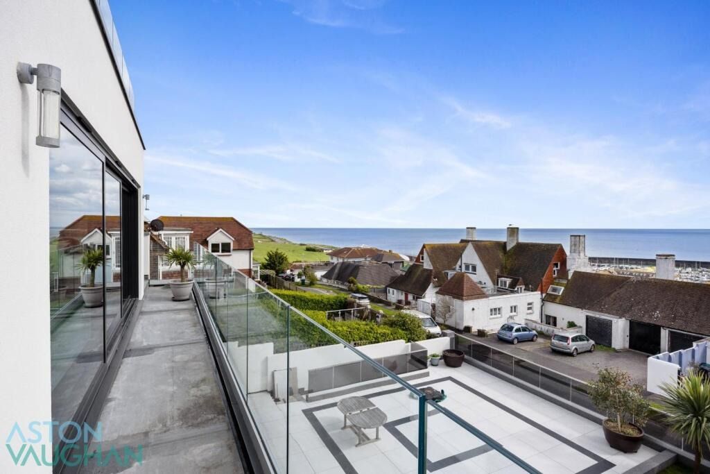 Additional image 14 of 6 bed detached house for saleRoedean Road, Brighton BN2