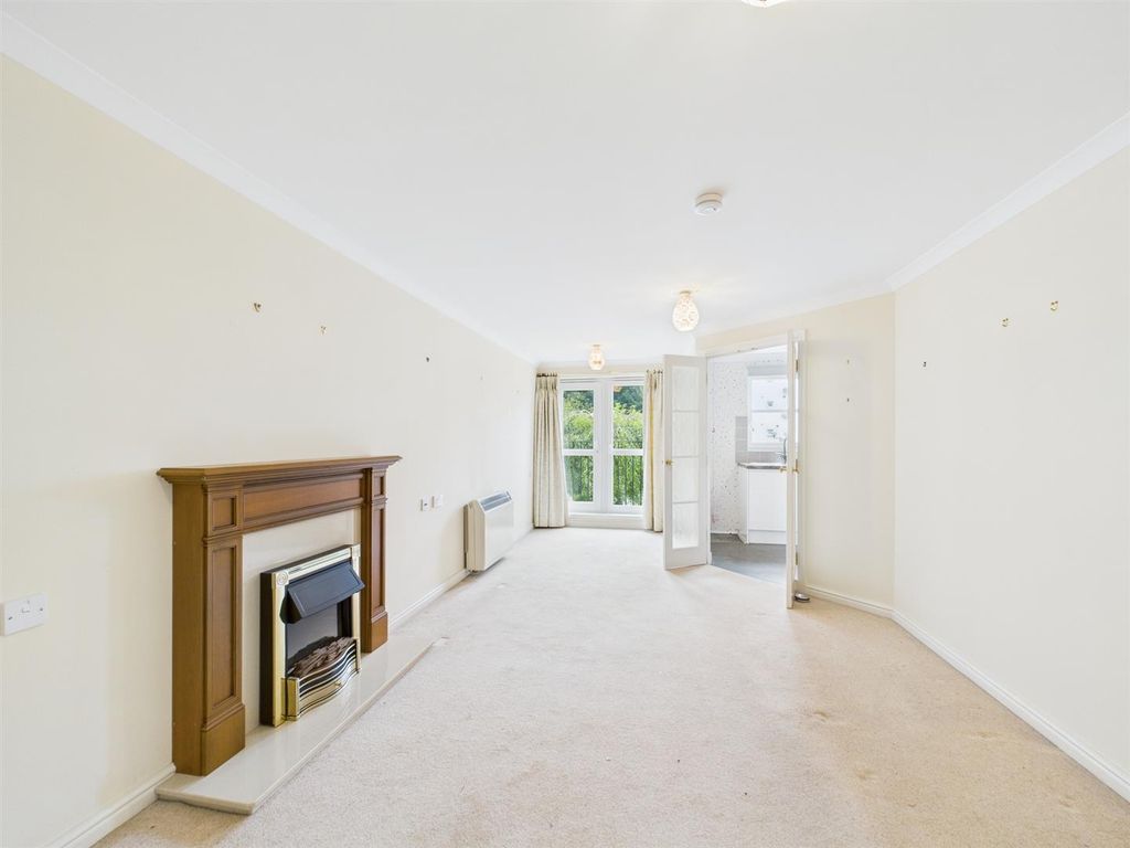 Additional image 2 of 2 bed flat for saleFlat 31, Ericht Court, Upper Mill Street, Blairgowrie PH10
