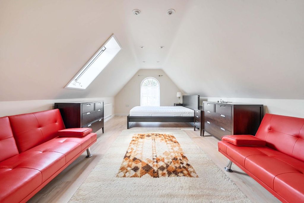 Additional image 36 of 5 bed detached house for saleBlunham Road, Moggerhanger MK44