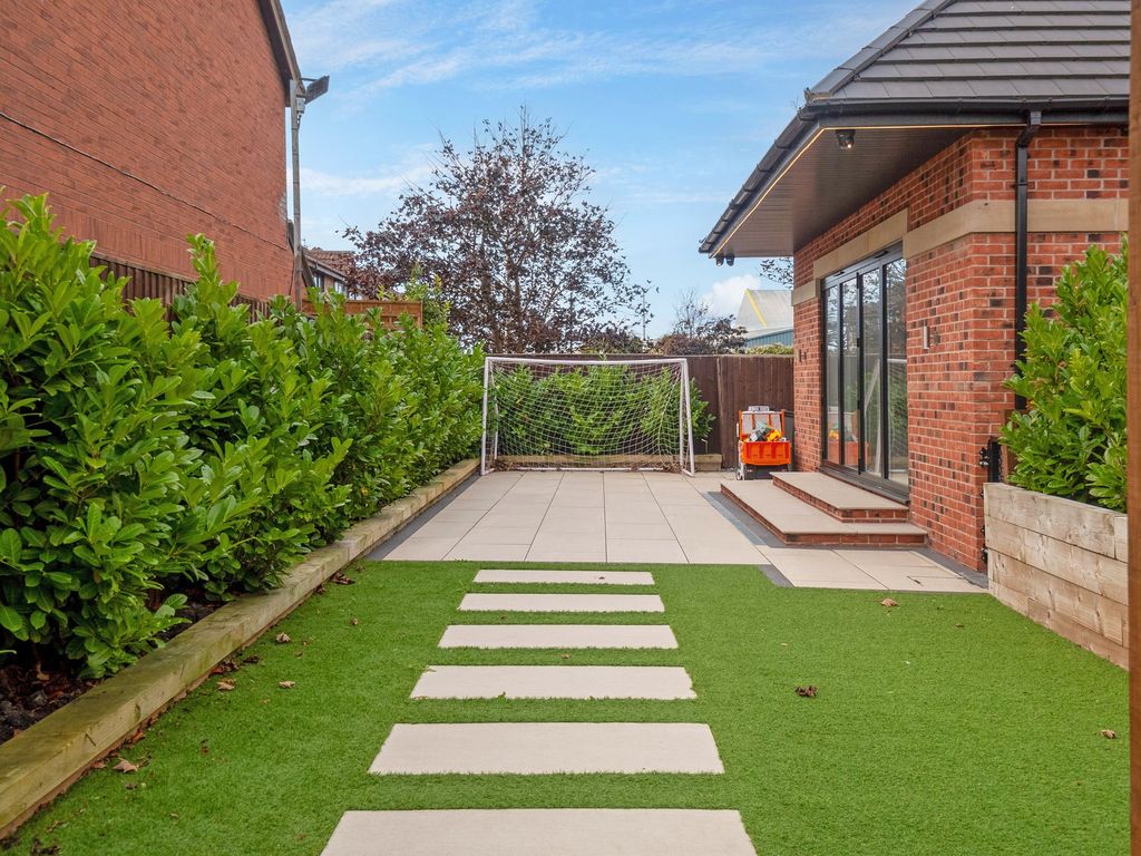 Additional image 11 of 5 bed detached house for saleCommon Edge Road, Blackpool FY4