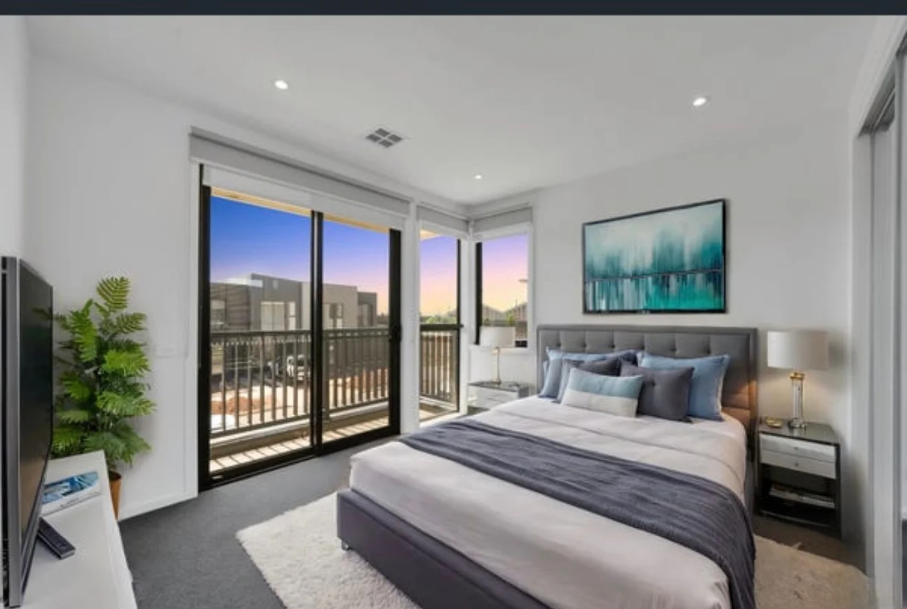54 Plains Circuit, Aintree VIC 3336 photo 4