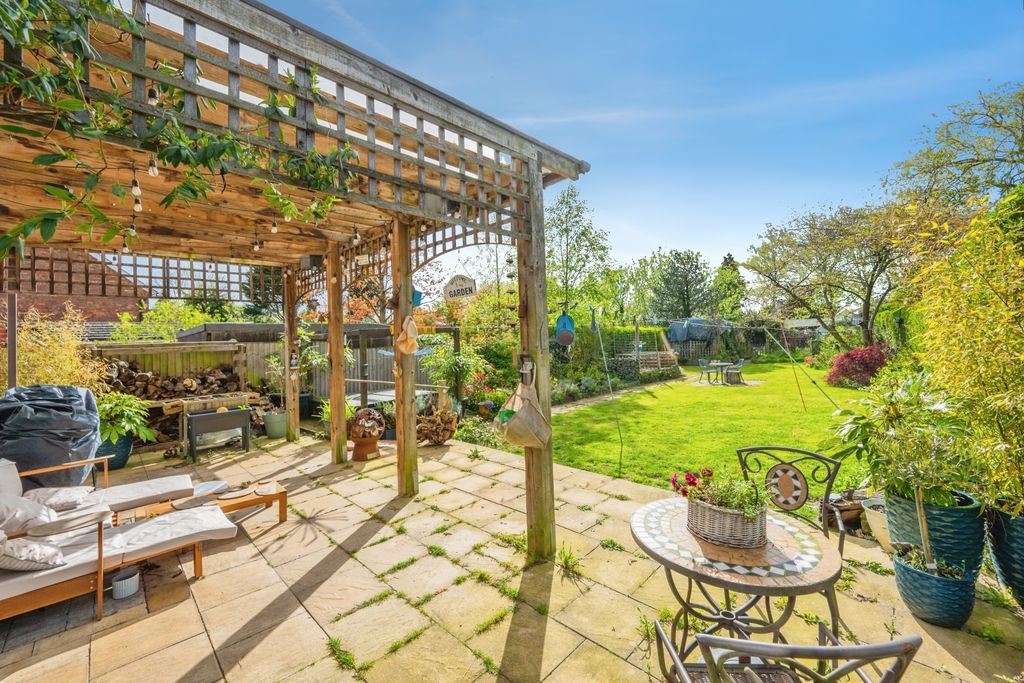 Additional image 19 of 7 bed semi-detached house for saleStation Road, Derby DE3