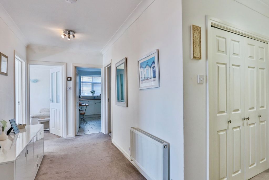 Additional image 12 of 3 bed flat for saleGrove Road, Bournemouth, Dorset BH1