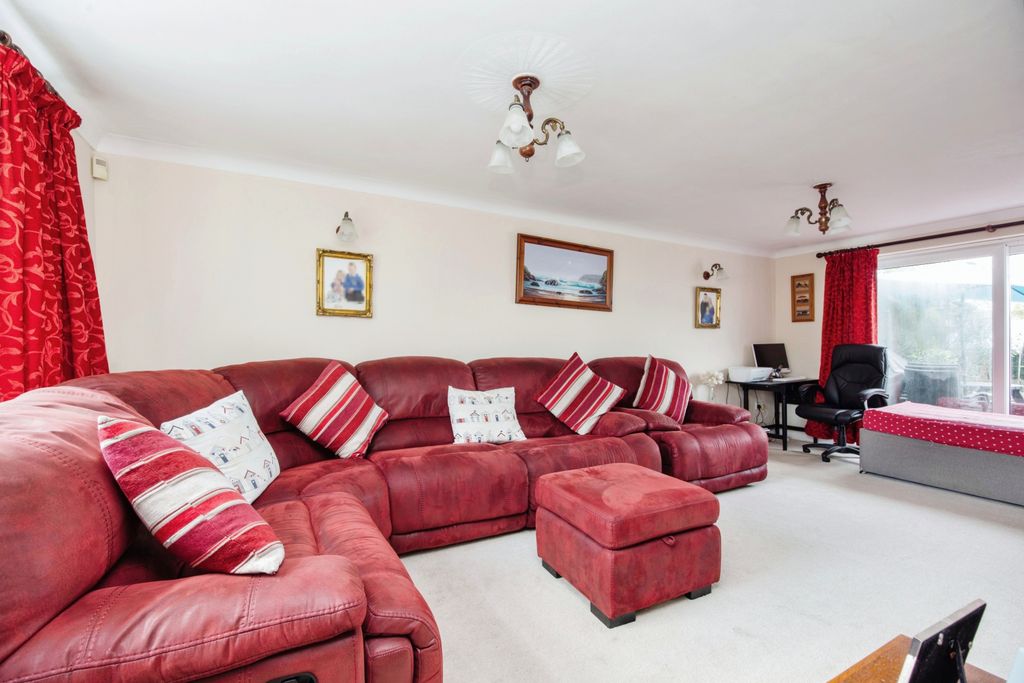 Additional image 4 of 4 bed detached house for saleHomefield Park, Bodmin, Cornwall PL31