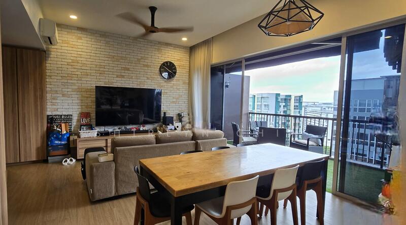 11 Sengkang East Avenue photo 2