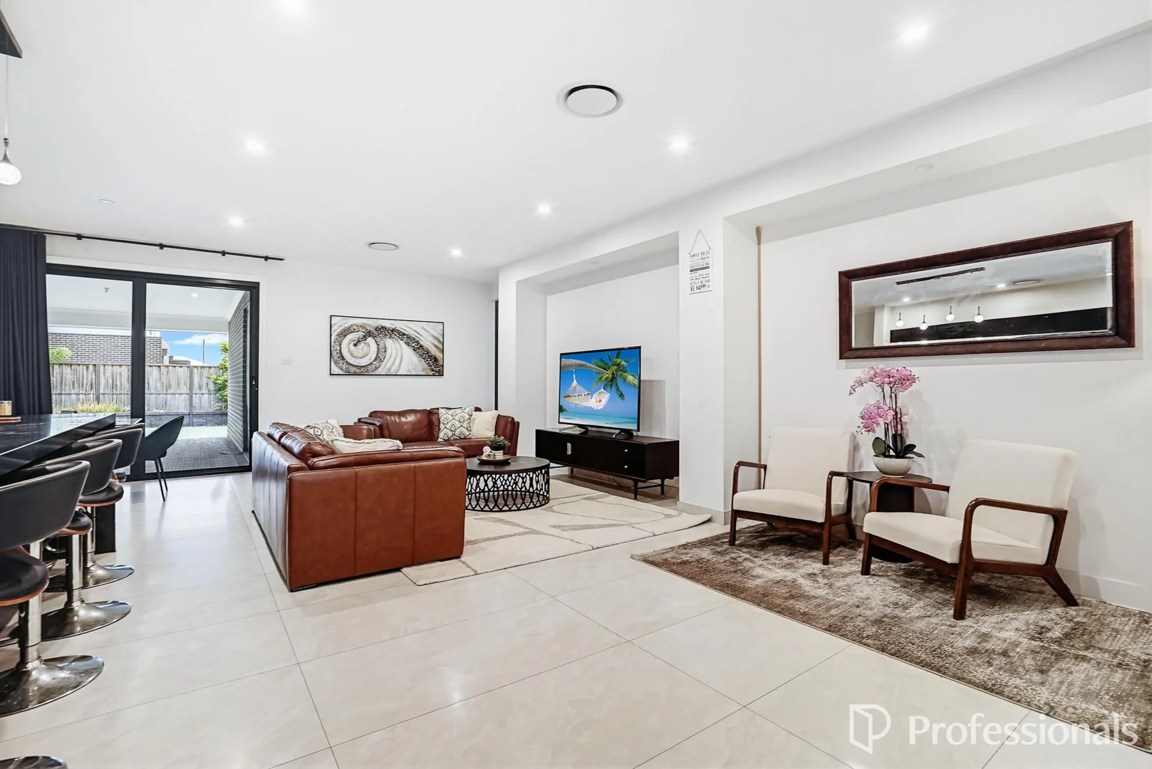33 Hyperno Street (Gables), Box Hill NSW 2765 photo 2