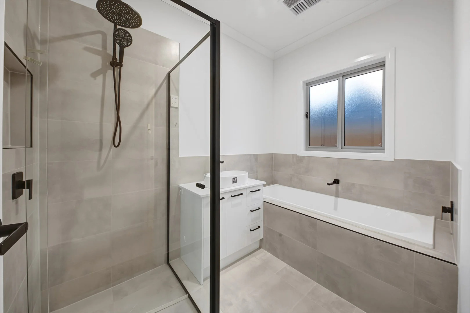 Additional image 12 of 3 Autumn Grove, Ballan VIC 3342