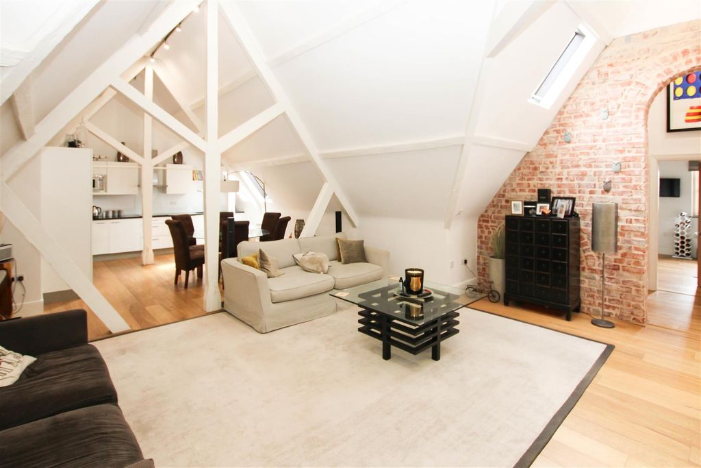 Additional image 13 of 2 bed flat for saleThe Galleries, Warley, Brentwood CM14