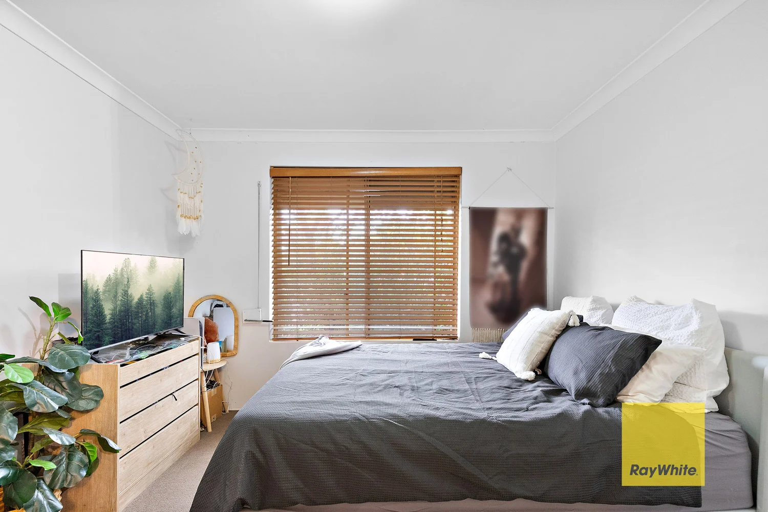 26A Silverhill Loop, Seville Grove WA 6112 photo 4
