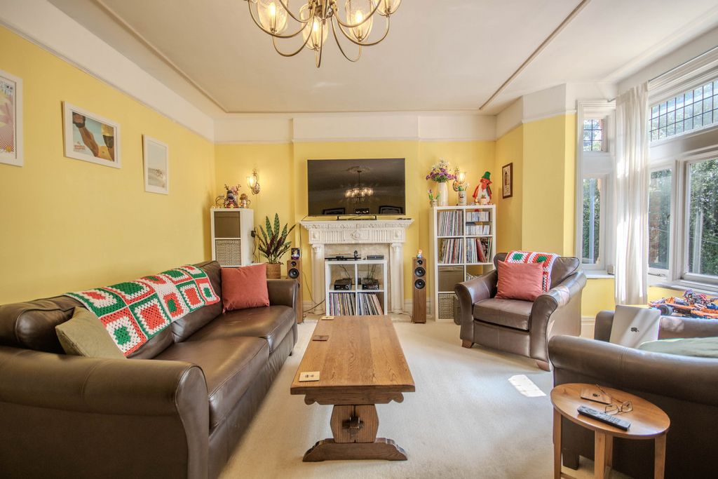Additional image 15 of 3 bed flat for saleFields Road, Newport NP20