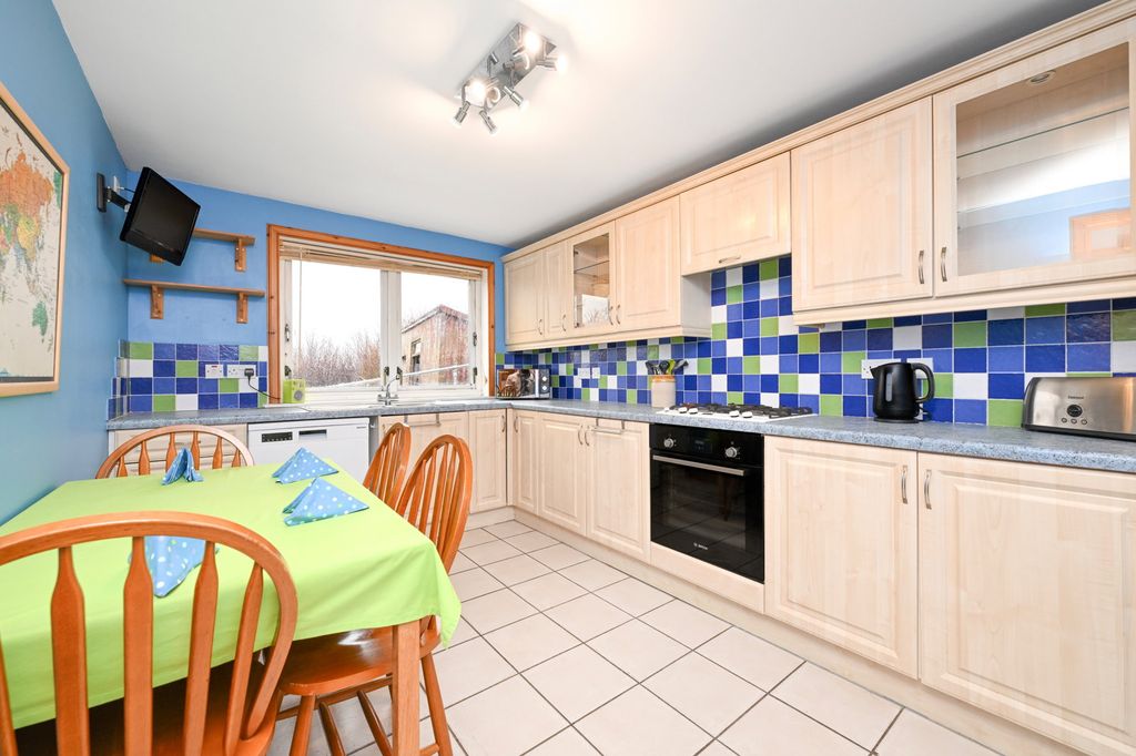 Additional image 8 of 3 bed bungalow for saleHoul Road, Scalloway, Shetland ZE1
