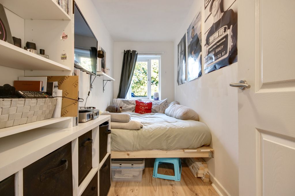 Additional image 8 of 2 bed flat for saleAspen Grove, Fremington, Barnstaple, Devon EX31
