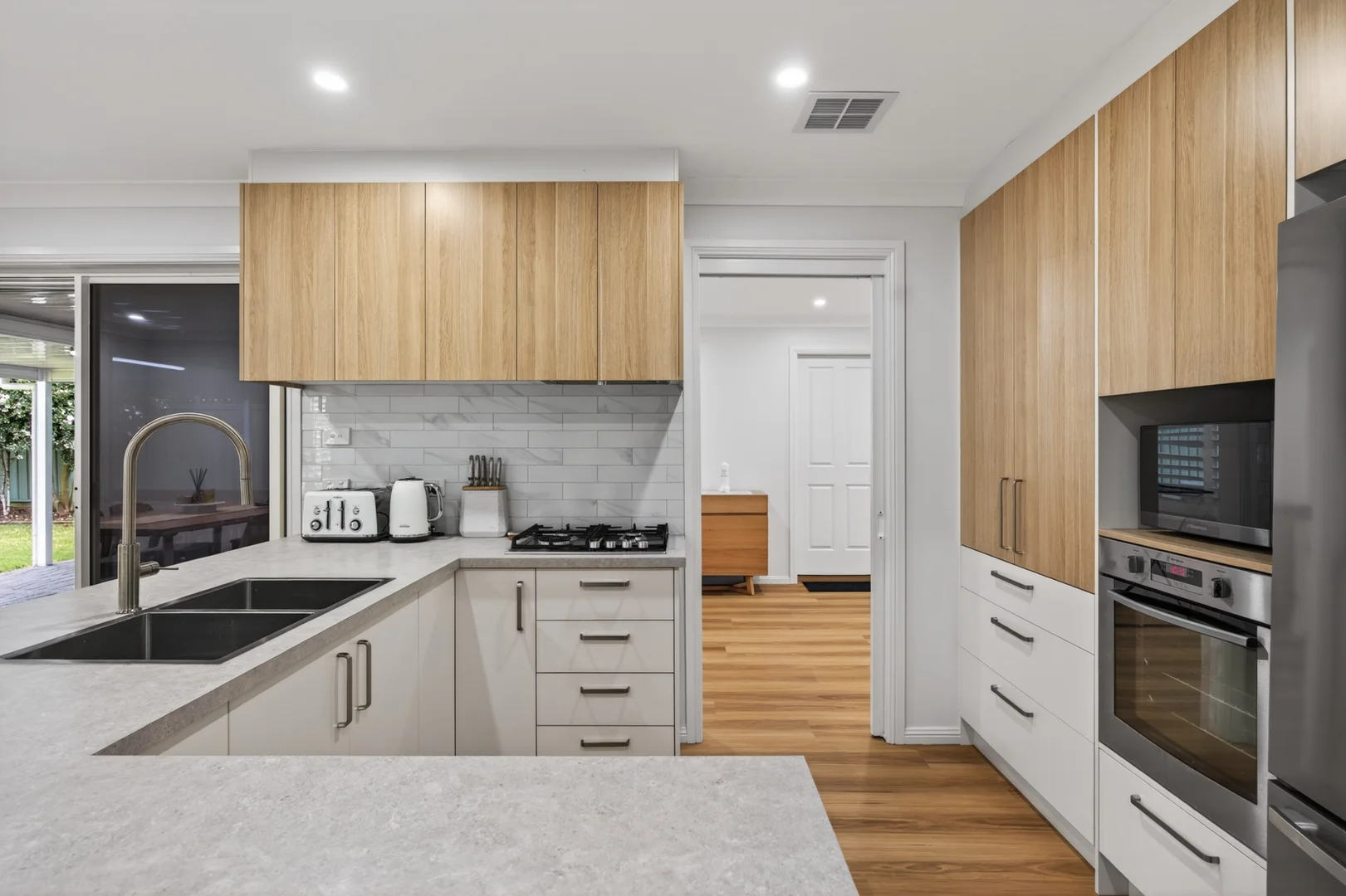 Additional image 10 of 19 Pinecrest Street, Winmalee NSW 2777