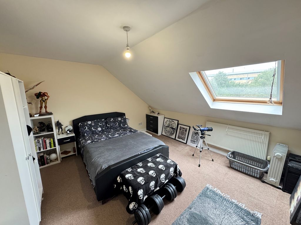 Additional image 5 of 2 bed flat for salePankhurst Close, Blackburn BB1
