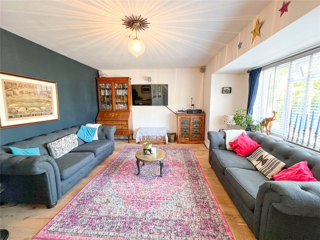 Additional image 2 of 3 bed detached house for saleCadley Close, Blandford Forum DT11