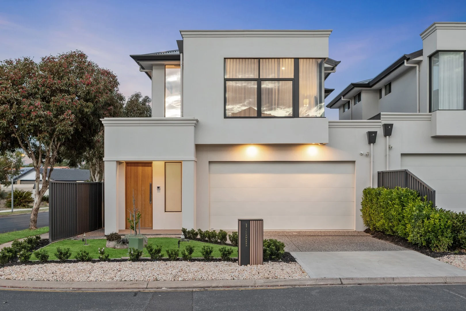 1 Illawara Court, West Lakes Shore SA 5020