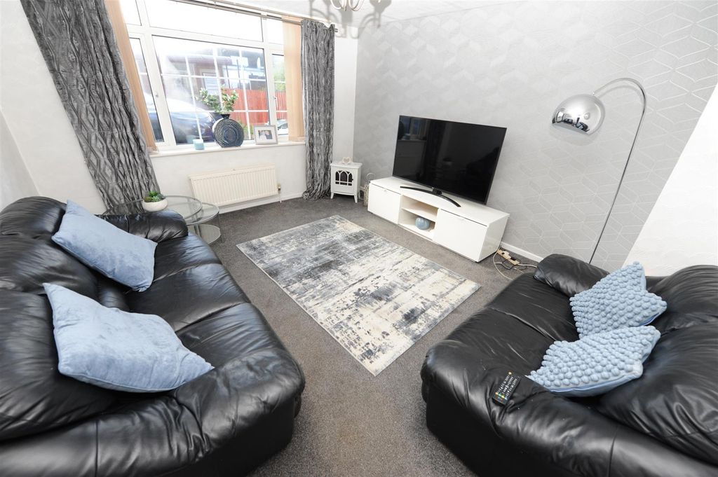 Additional image 2 of 2 bed flat for saleBolton Road, Eccleshill, Bradford BD2