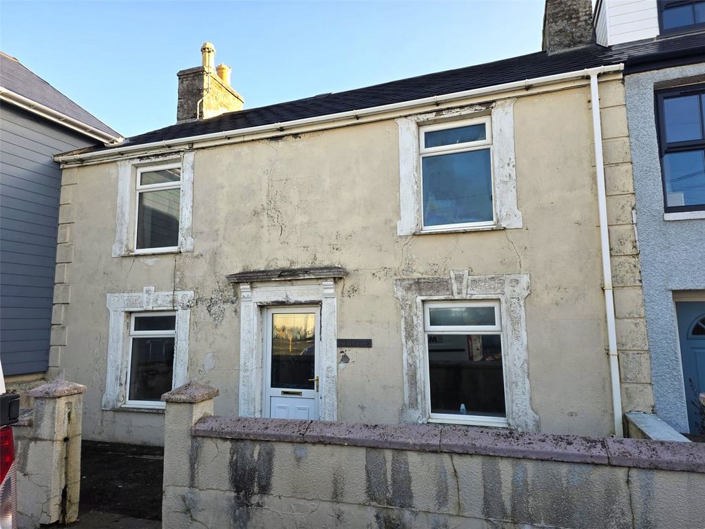 4 bed semi-detached house for saleHigh Street, Borth, Ceredigion SY24