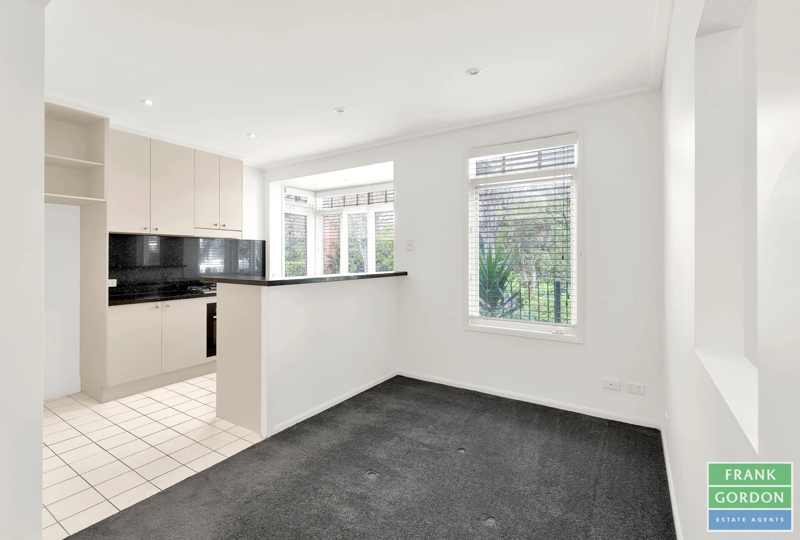 Additional image 2 of 112 Esplanade West, Port Melbourne VIC 3207