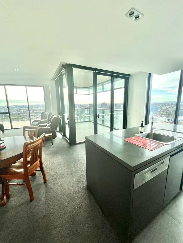 2205/9 Waterside Place, Docklands VIC 3008 photo 5