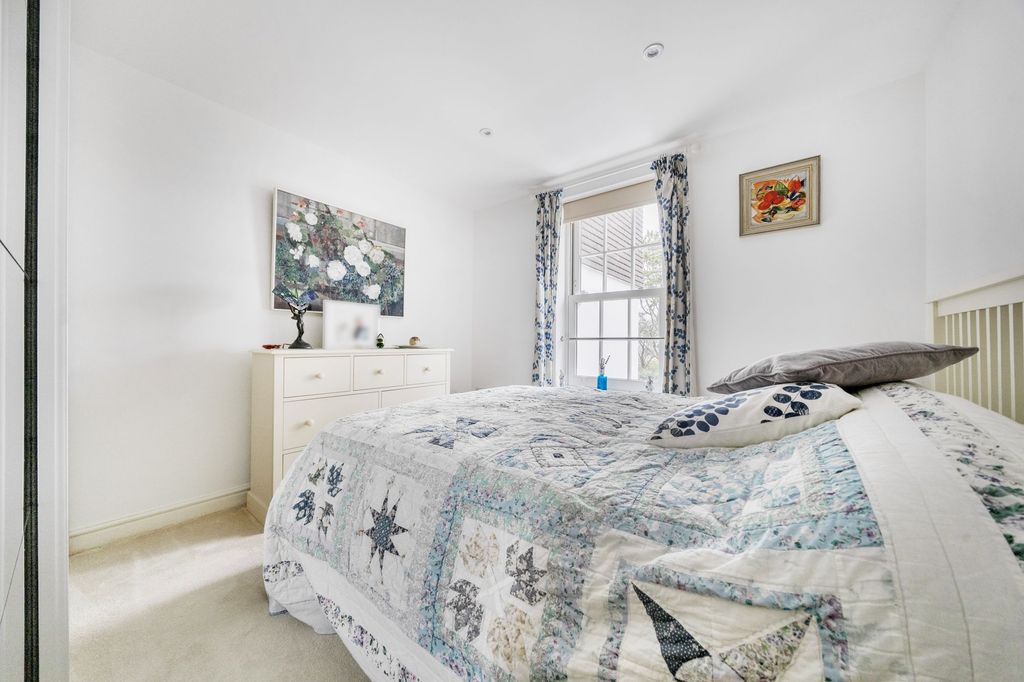 Additional image 10 of 2 bed flat for saleAldwick Avenue, Aldwick, Bognor Regis PO21