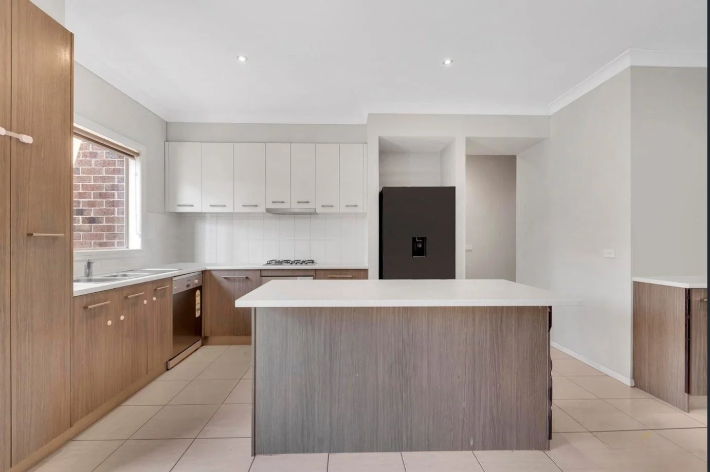 2/26 Springleaf Road, Tarneit VIC 3029 photo 4