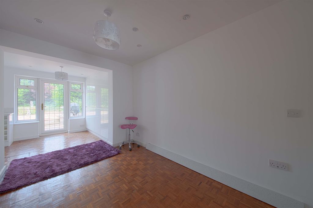 Additional image 6 of 3 bed detached house for saleHavelock Road, Maidenhead SL6