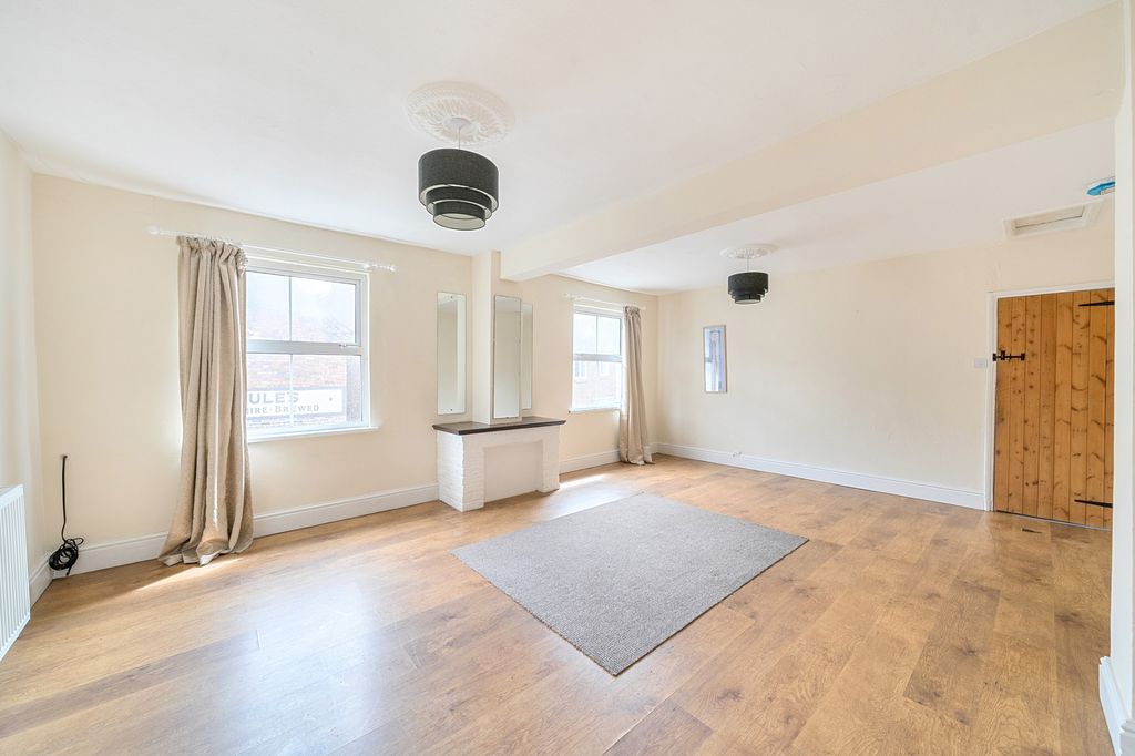 Additional image 3 of 4 bed flat for saleWest Castle Street, Bridgnorth WV16